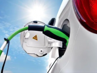 光明樂(lè)府廣場(chǎng)充電樁順利接電
