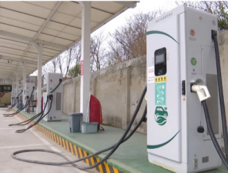 萬里公司對社會車輛開放三個充電站